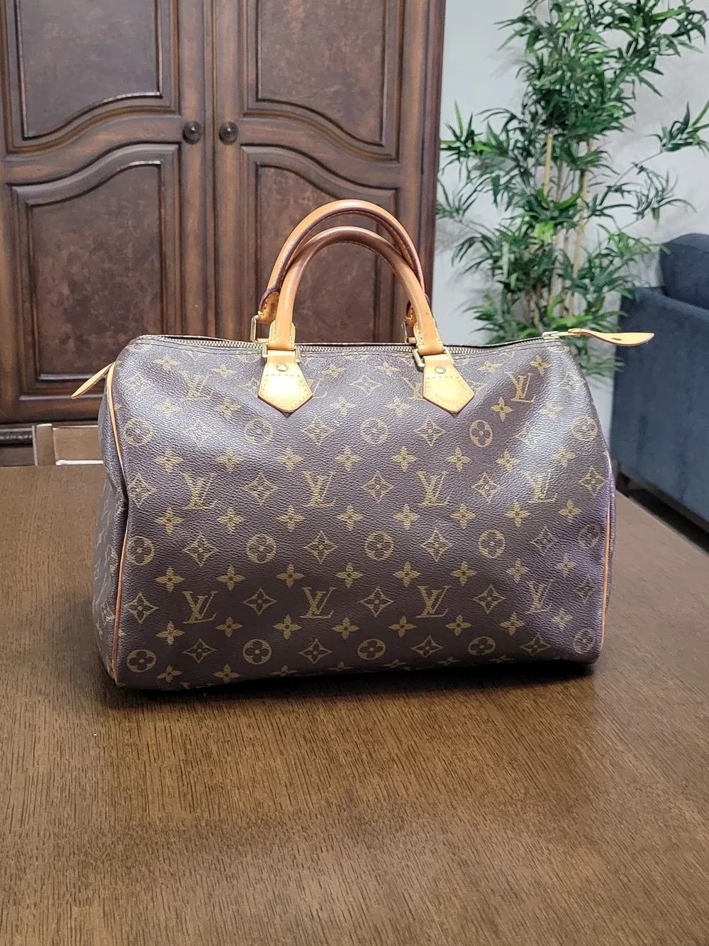 Louis Vuitton Brown Monogram Speedy 35 9.00Top-Handle Bag
